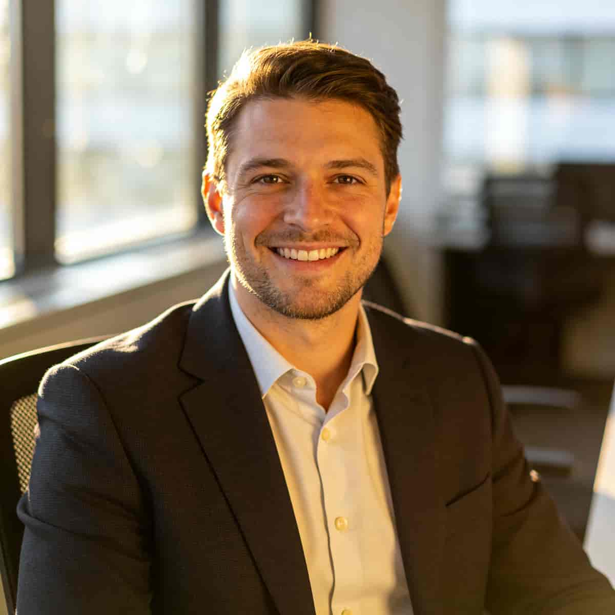 Casual Business headshot generated with ByteDance SeeDream v4.5