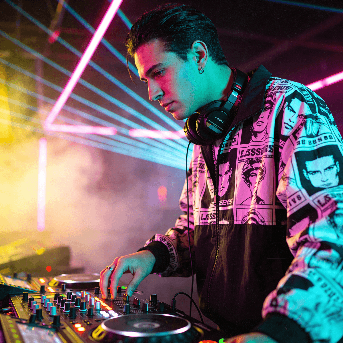 Rave example generated with ByteDance SeeDream v4.5