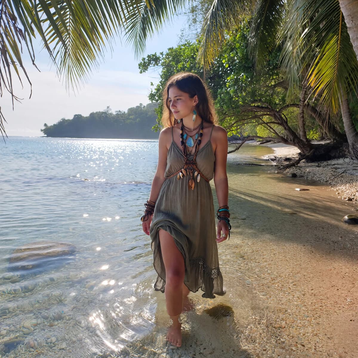 Tropical Beach example generated with ImagineArt 1.5